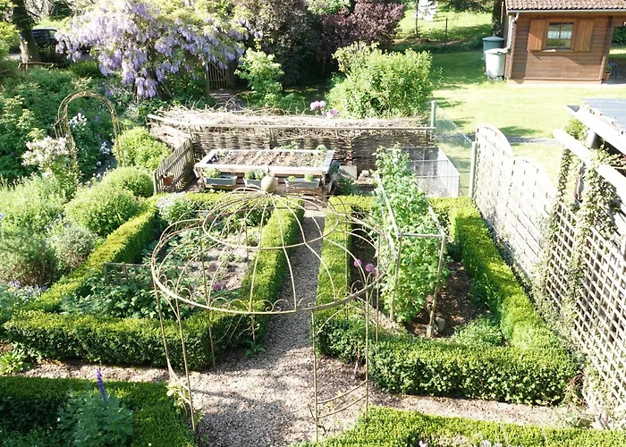 Am Dorfbrunnen شقة